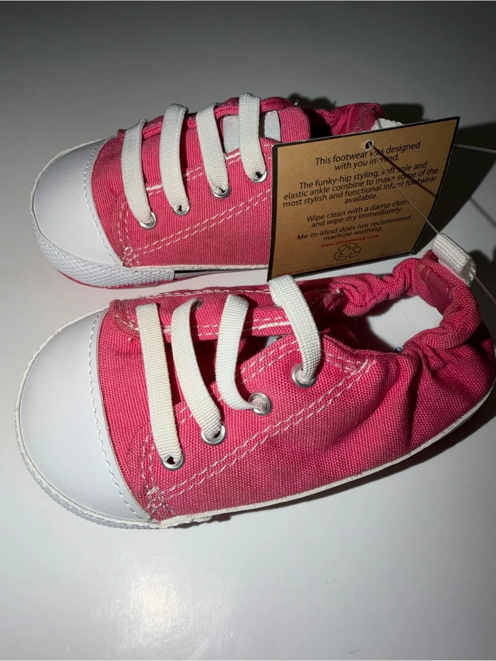NWT Me-In-Mind Baby Girl Pink Canvas Crib Shoes | 12-18M Size 5-6